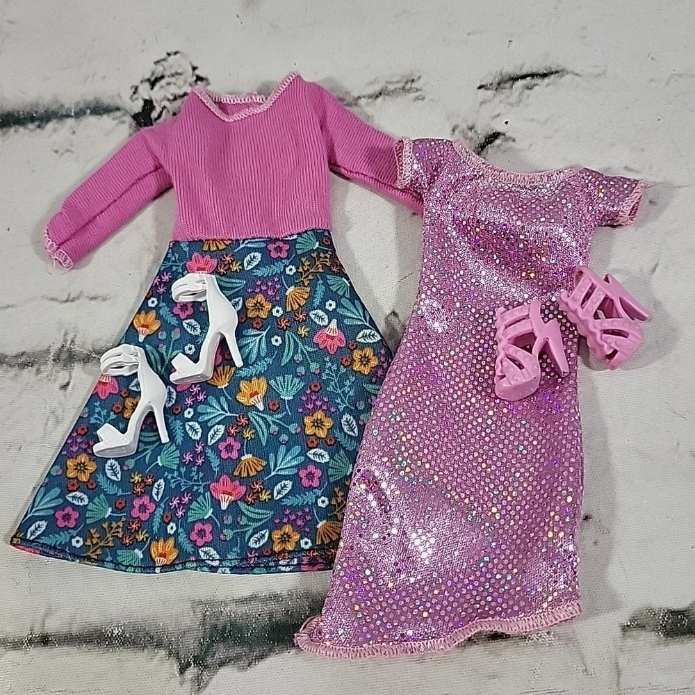 Barbie Doll Clothes Lot Pink Dresses 2 Pairs Shoes Heels‎ Mattel